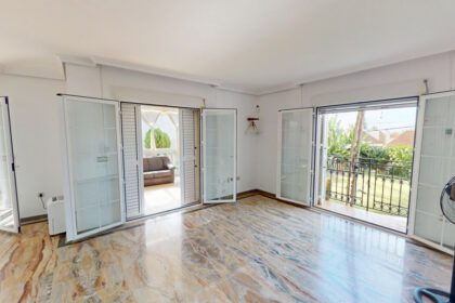 9b812929296d2785b38d78ea93ee61b5 - 10