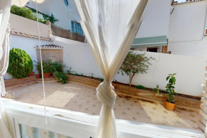 9b812929296d2785b38d78ea93ee61b5 - 15