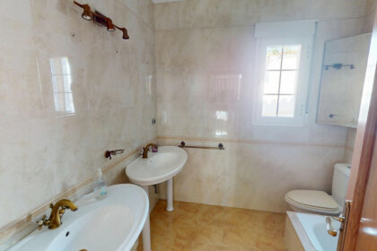 9b812929296d2785b38d78ea93ee61b5 - 19