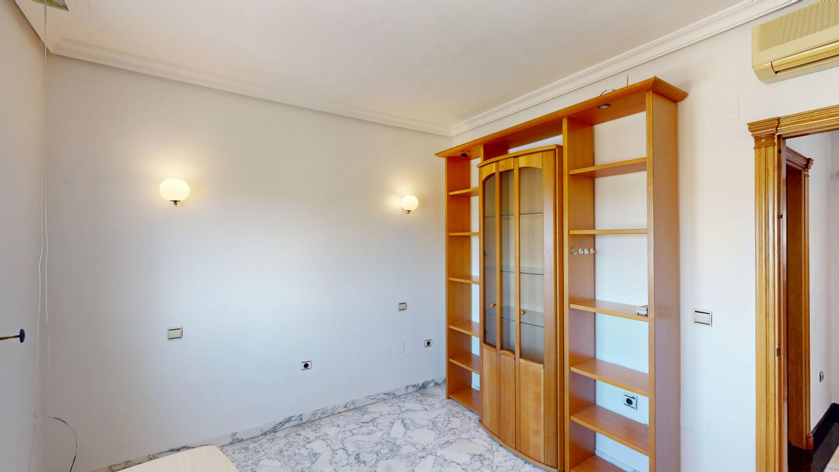 9b812929296d2785b38d78ea93ee61b5 - 22