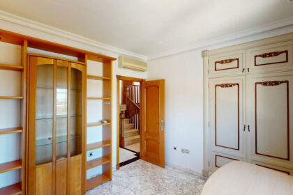 9b812929296d2785b38d78ea93ee61b5 - 23