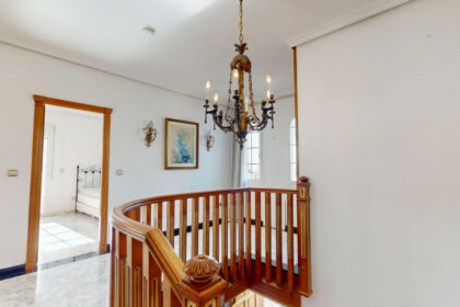 9b812929296d2785b38d78ea93ee61b5 - 26