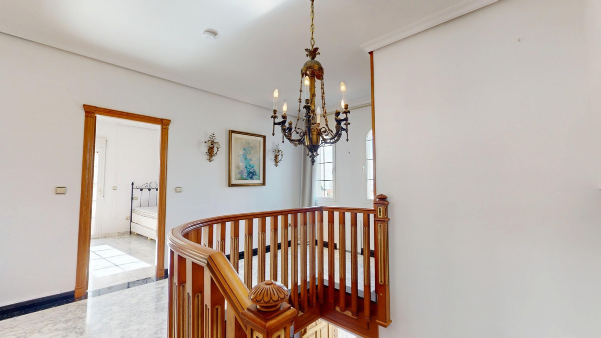 9b812929296d2785b38d78ea93ee61b5 - 26