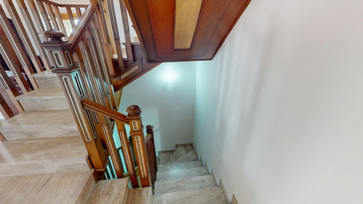 9b812929296d2785b38d78ea93ee61b5 - 40