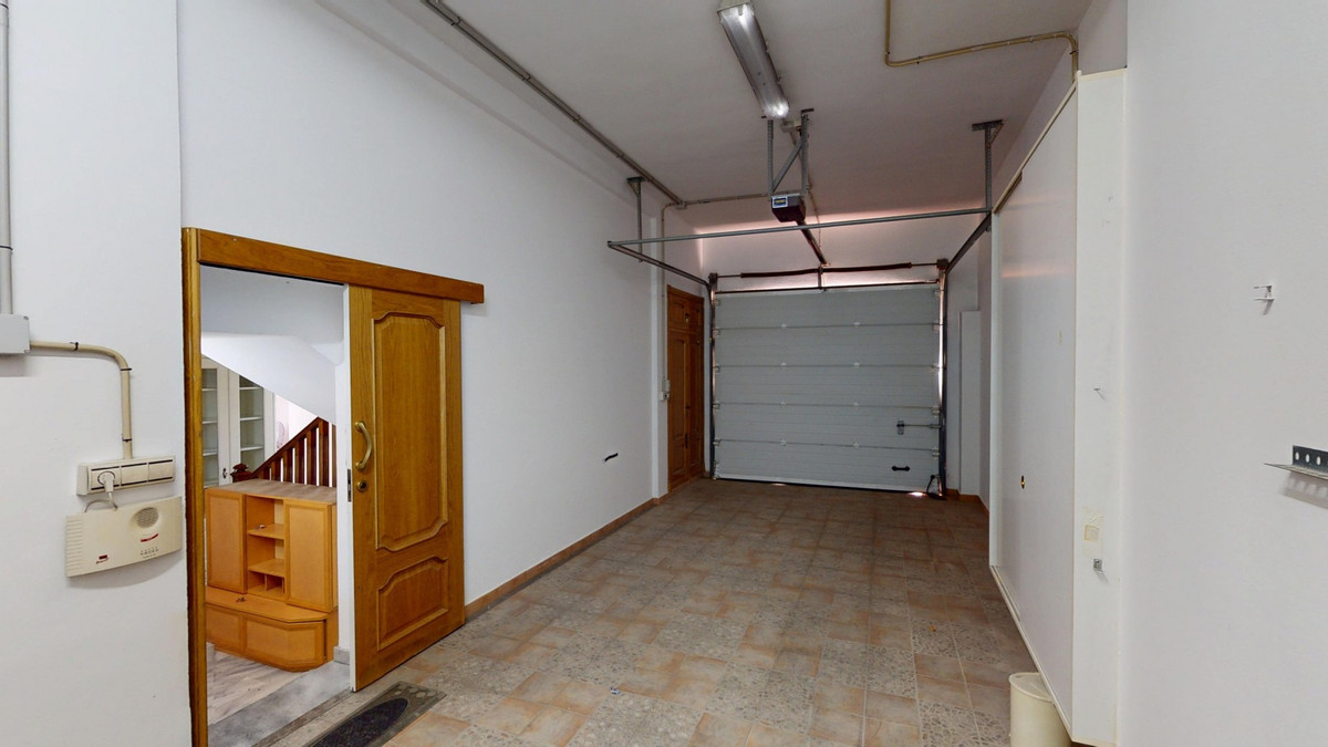 9b812929296d2785b38d78ea93ee61b5 - 47