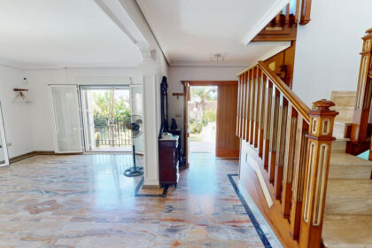 9b812929296d2785b38d78ea93ee61b5 - 9