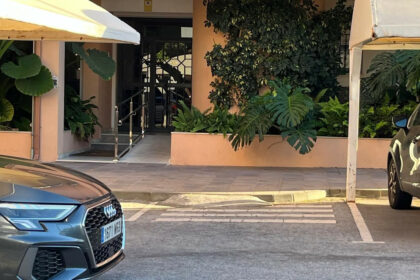 9c5fcb2c9c15e06aaa4d7f458000c5d1 - 15