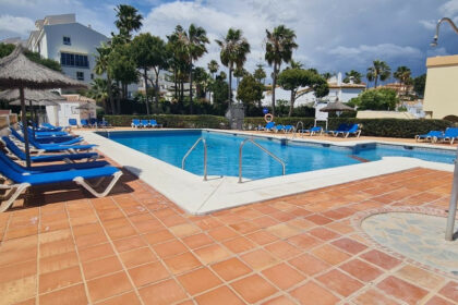 9cd43272b8b4434d8c1bd42973c43946 - 1