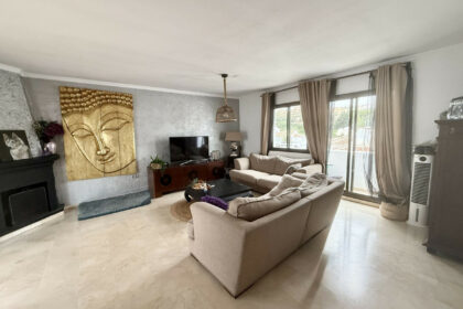 9cd43272b8b4434d8c1bd42973c43946 - 11