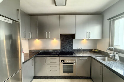 9cd43272b8b4434d8c1bd42973c43946 - 12