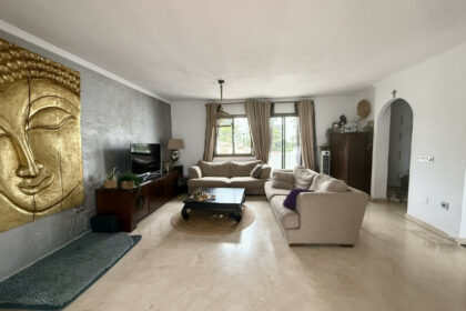 9cd43272b8b4434d8c1bd42973c43946 - 8