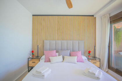 9cd8b32b570db367fa28d9eb23c4c54d - 12