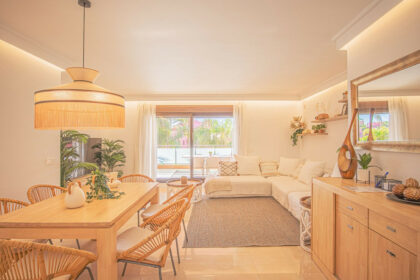 9cd8b32b570db367fa28d9eb23c4c54d - 9