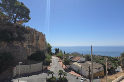 9d30db5ceaeecfee7905bea7b19f4fe9 - 11