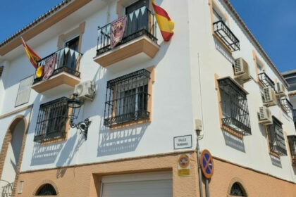 9d30db5ceaeecfee7905bea7b19f4fe9 - 4