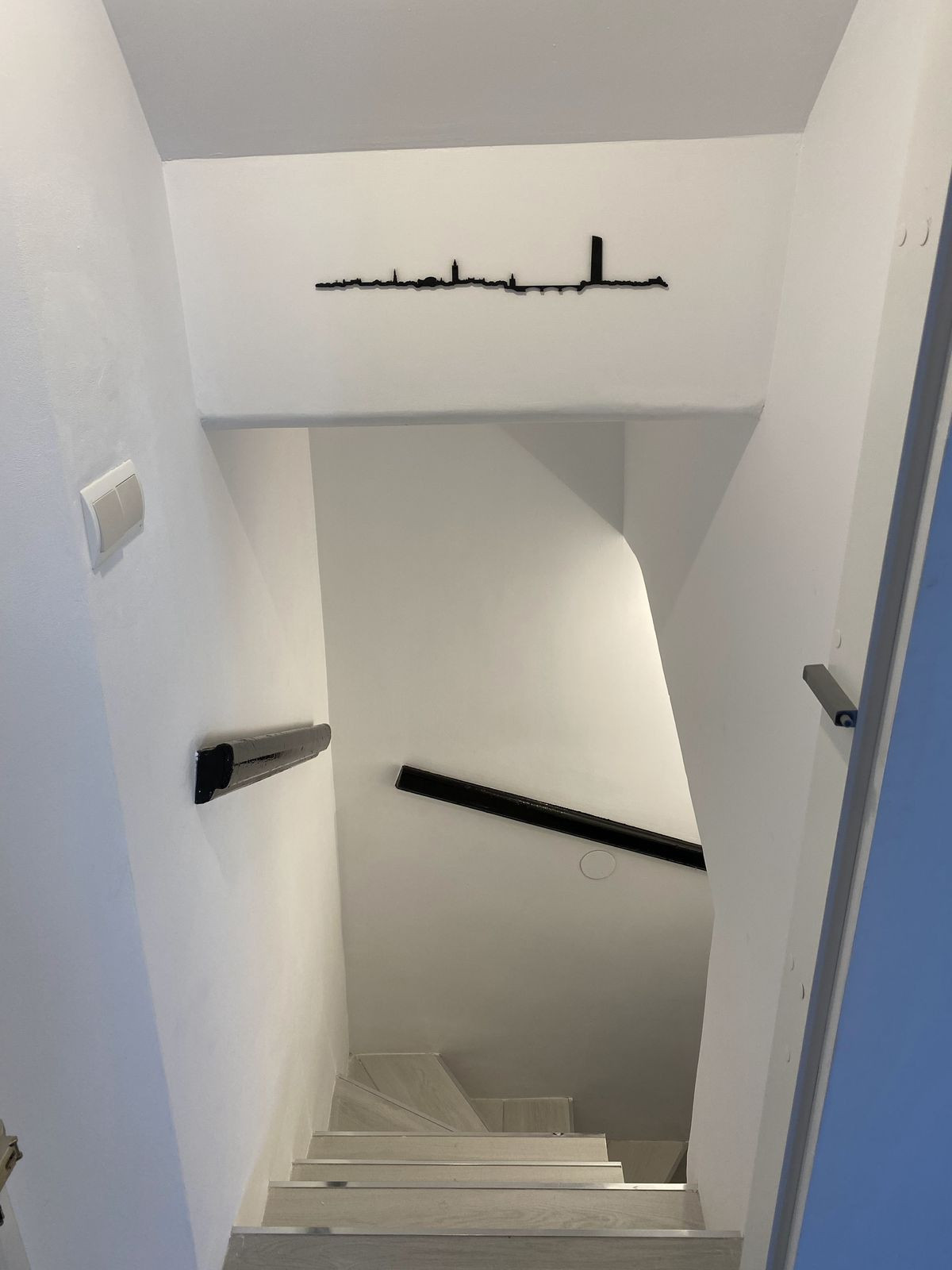 9d47ffcb201cbb96d33c22d697f9890a - 13