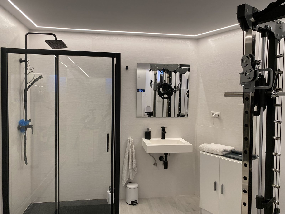 9d47ffcb201cbb96d33c22d697f9890a - 27