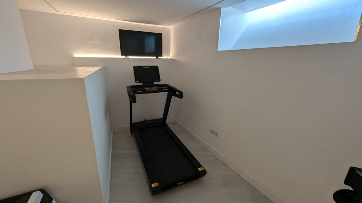 9d47ffcb201cbb96d33c22d697f9890a - 29