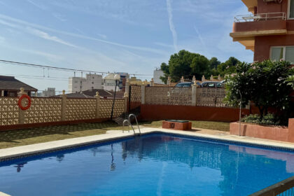 9d513eae2fb262397eadbcb019ec349b - 1