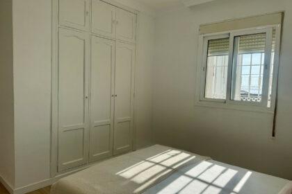 9d513eae2fb262397eadbcb019ec349b - 12