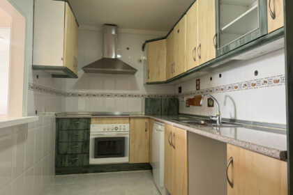 9d513eae2fb262397eadbcb019ec349b - 18