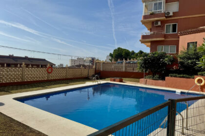 9d513eae2fb262397eadbcb019ec349b - 2