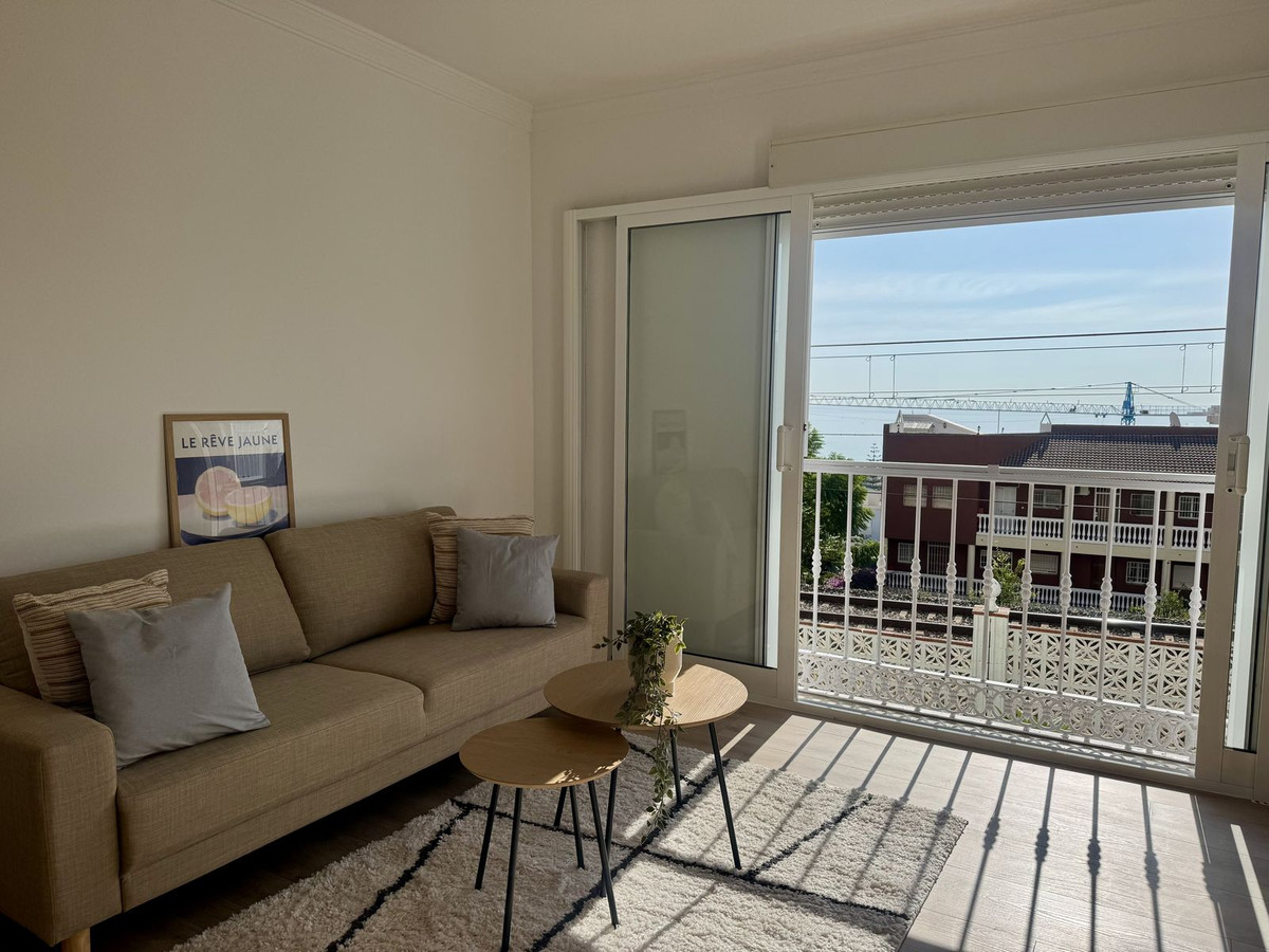 9d513eae2fb262397eadbcb019ec349b - 7