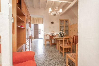 9da951c1acaa908a68f29187b05af754 - 12