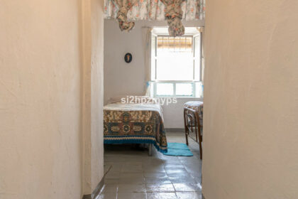 9da951c1acaa908a68f29187b05af754 - 14