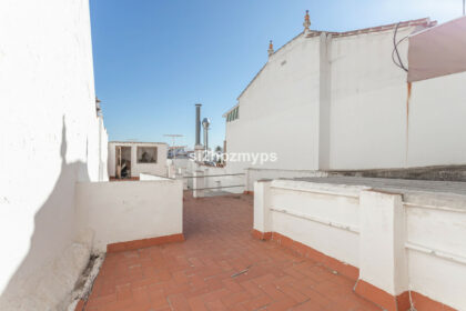 9da951c1acaa908a68f29187b05af754 - 28