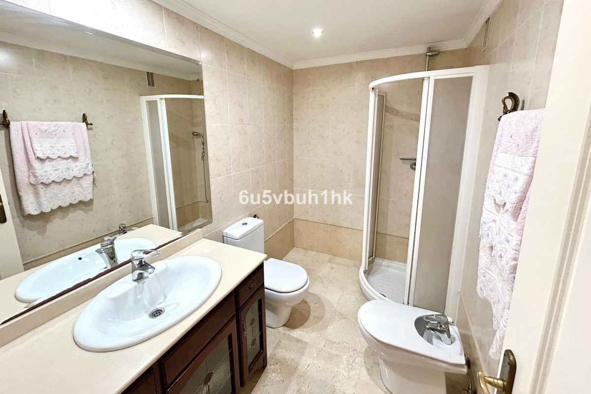 9e1dd4ac0441150cad8a4424bb56ca6a - 18