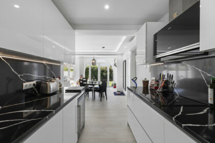 9ee63927d4ee2946ca167898e0362de1 - 15