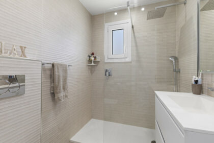 9ee63927d4ee2946ca167898e0362de1 - 22