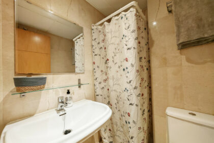 9eeff487154d97cefa2c85988f6b0b7e - 9