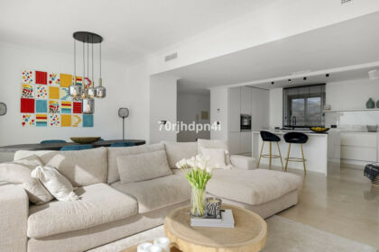 9f09d5ae5a3d41cd3156c410127bad4d - 21