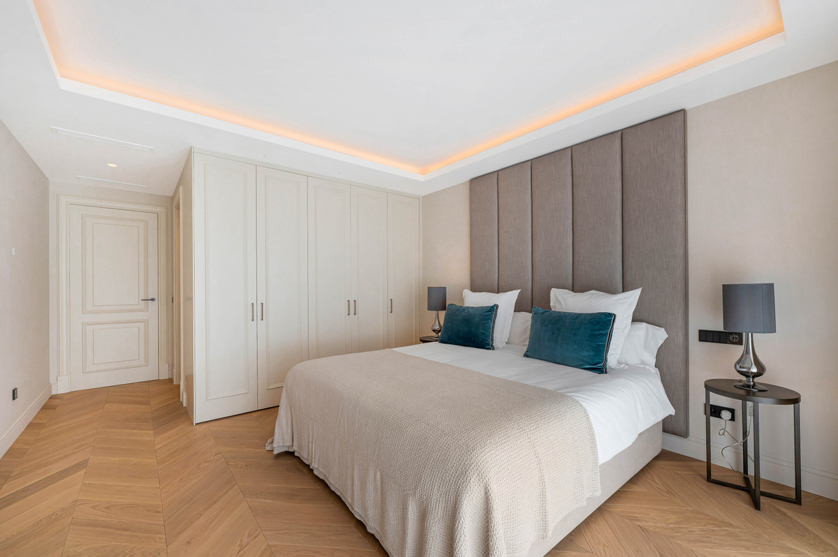 9f1460ee1af876e2e63bb5873046b056 - 23