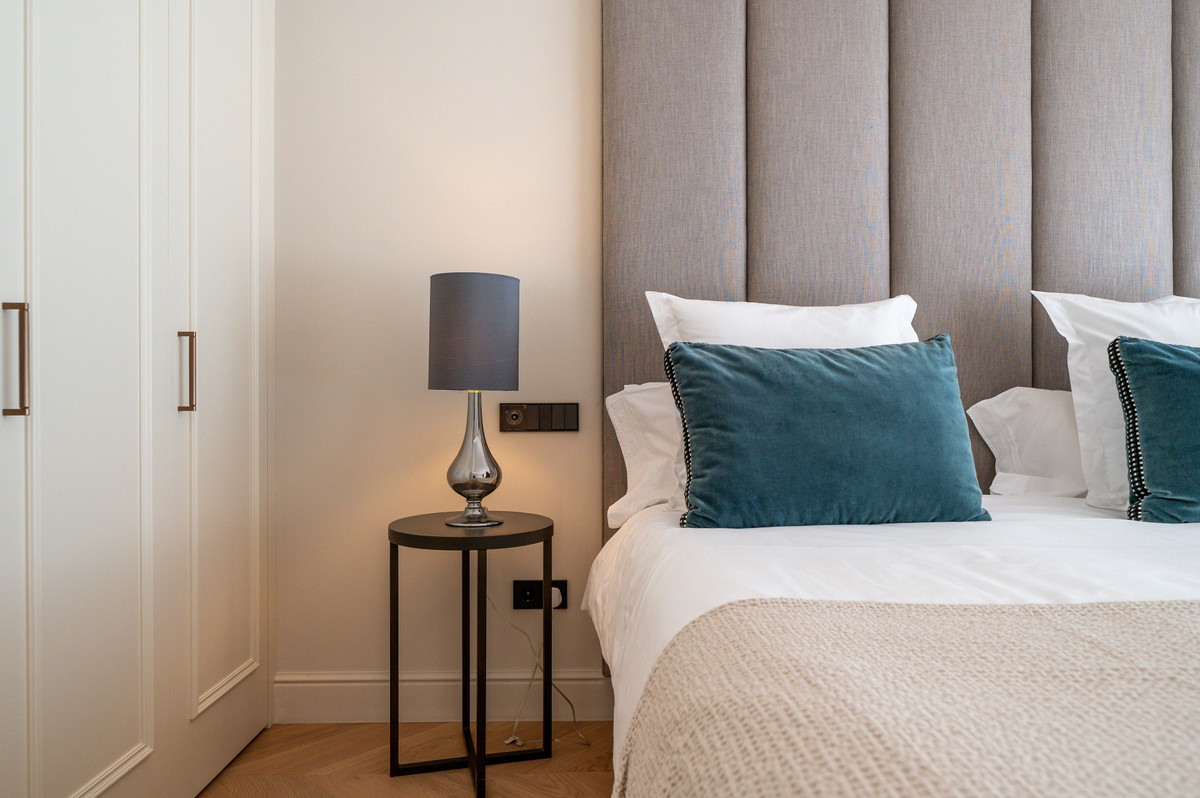 9f1460ee1af876e2e63bb5873046b056 - 25