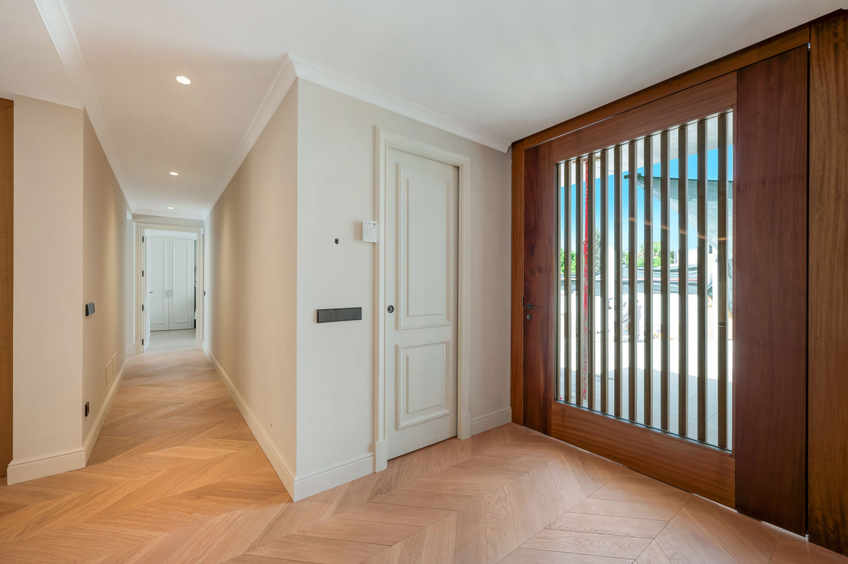 9f1460ee1af876e2e63bb5873046b056 - 4