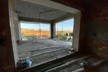 9f90ea8bd074854ba1acdf135a04fa2a - 9