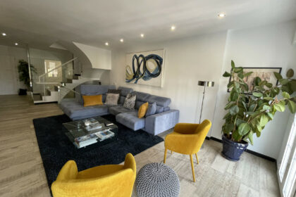 9fe50eea9f23758b41506fcf9afd70b8 - 1