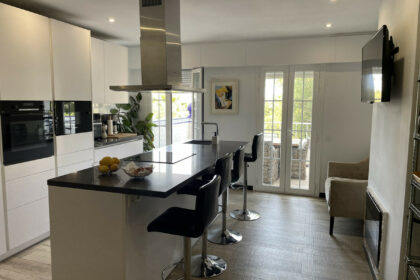 9fe50eea9f23758b41506fcf9afd70b8 - 11