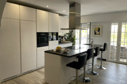 9fe50eea9f23758b41506fcf9afd70b8 - 12