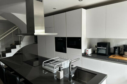 9fe50eea9f23758b41506fcf9afd70b8 - 18