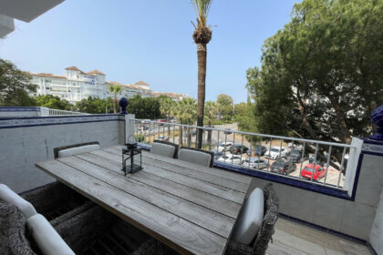 9fe50eea9f23758b41506fcf9afd70b8 - 37