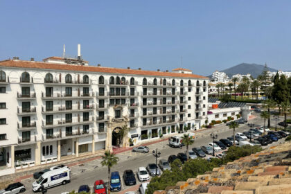 9fe50eea9f23758b41506fcf9afd70b8 - 53