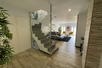 9fe50eea9f23758b41506fcf9afd70b8 - 8