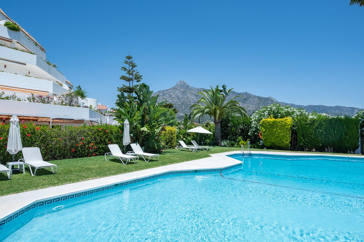 9fee75a0ab6228b7ed305e7923d14d1e - 40