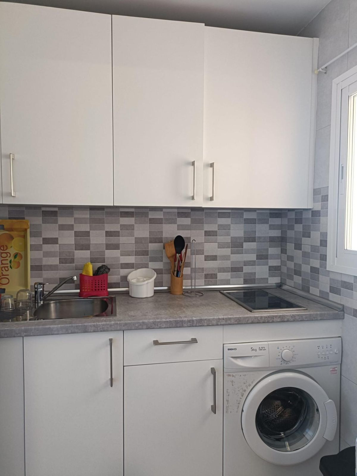 a08cc7de7db24d0d5e3caeb3763d0209 - 2