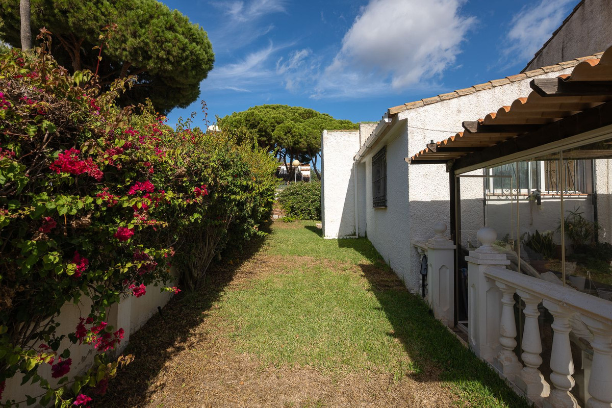 a22c1766440617eeda364eaa5912cffd - 18