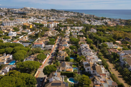 a22c1766440617eeda364eaa5912cffd - 30